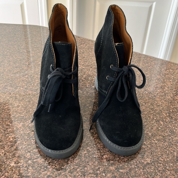 SEE BY CHLOE LADIES BLACK SUEDE WEDGE TIE BOOTIES-7-EUC - Picture 2 of 10